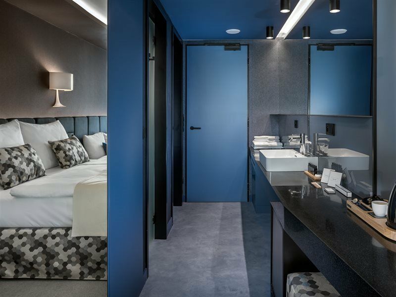 Hotel Urban Creme